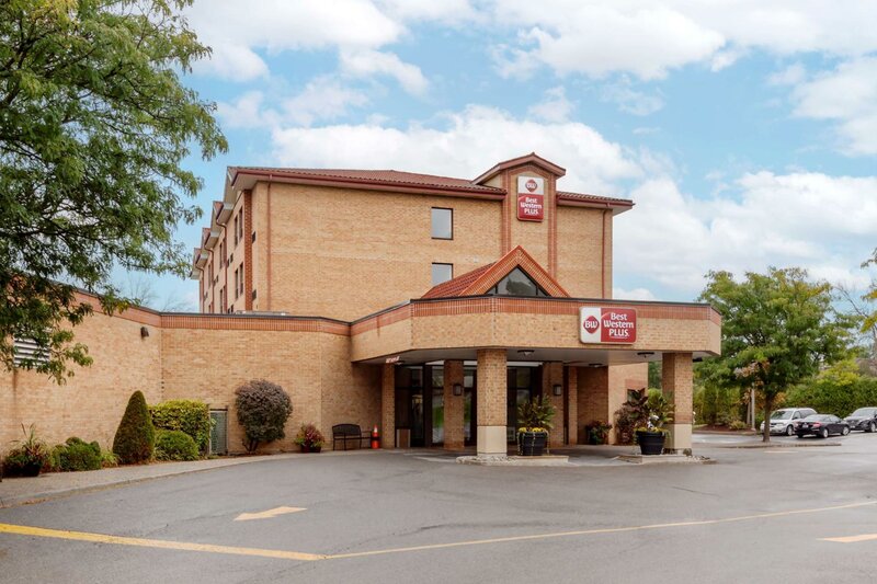 Гостиница Best Western Plus Otonabee Inn в Питерборо
