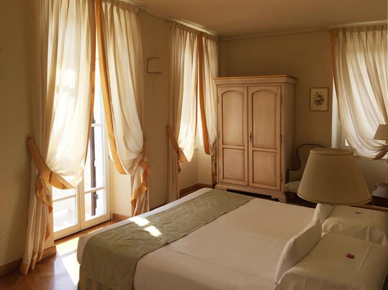 Фото La Vittoria Boutique Hotel