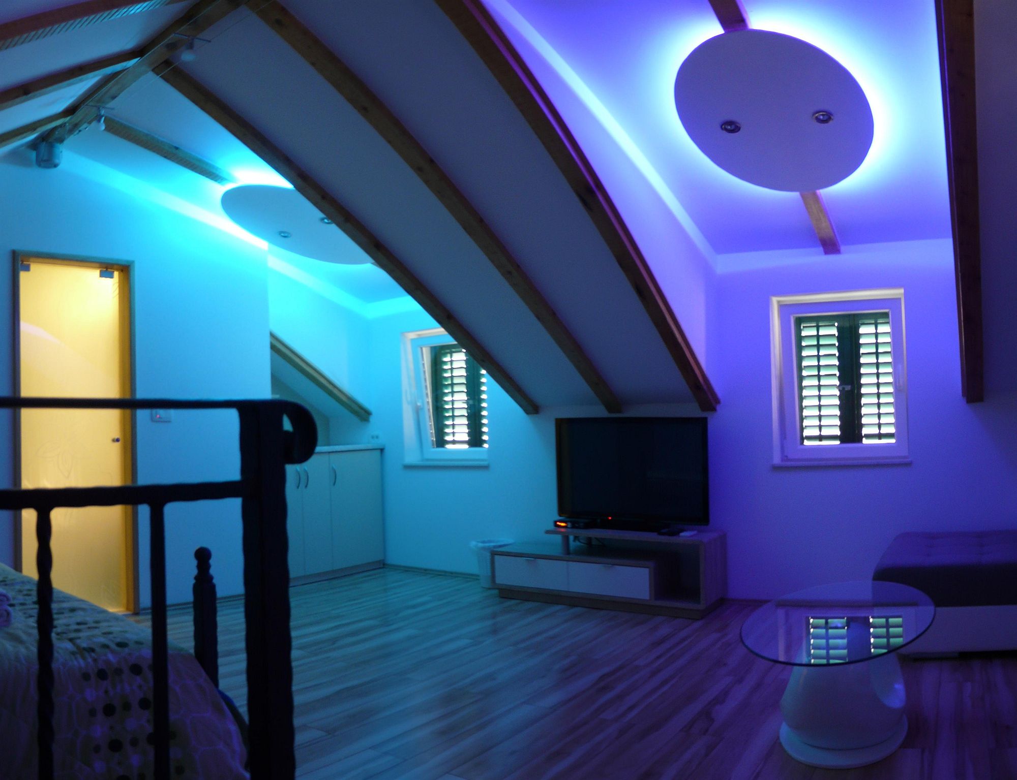 Фото House Sandra