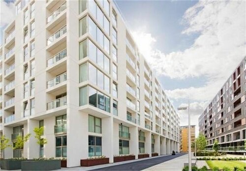 Lanterns Court by BridgeStreet
