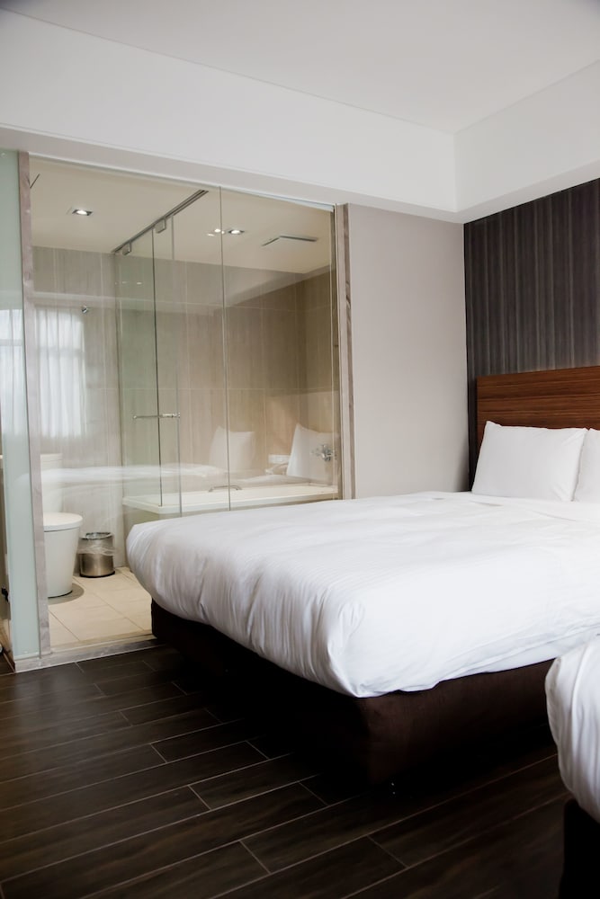 Фото Kdm Hotel