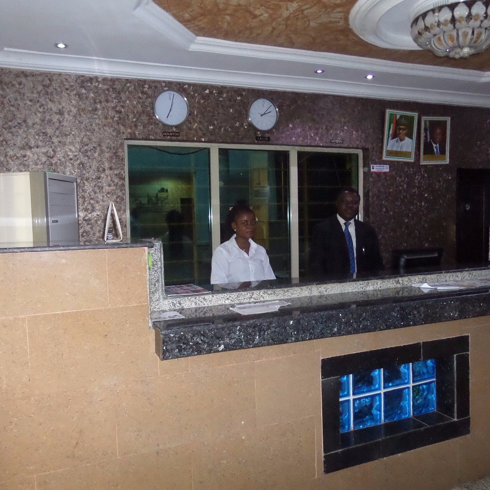 Фото Sugarland Hotel & Suites