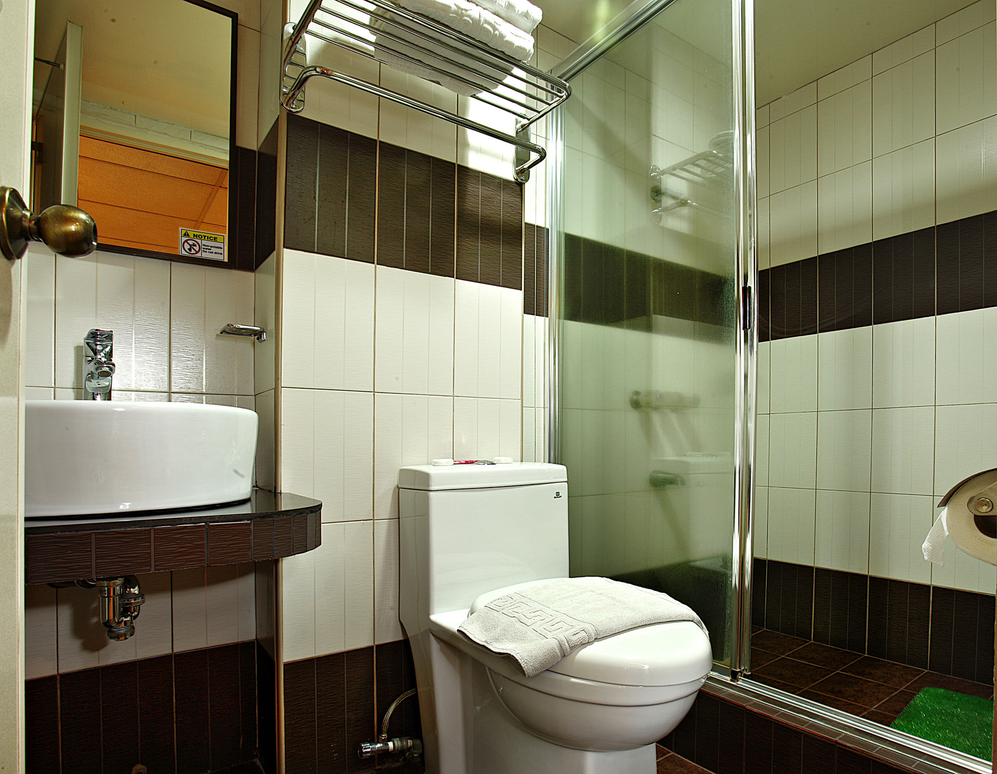 Фото Star Plaza Hotel