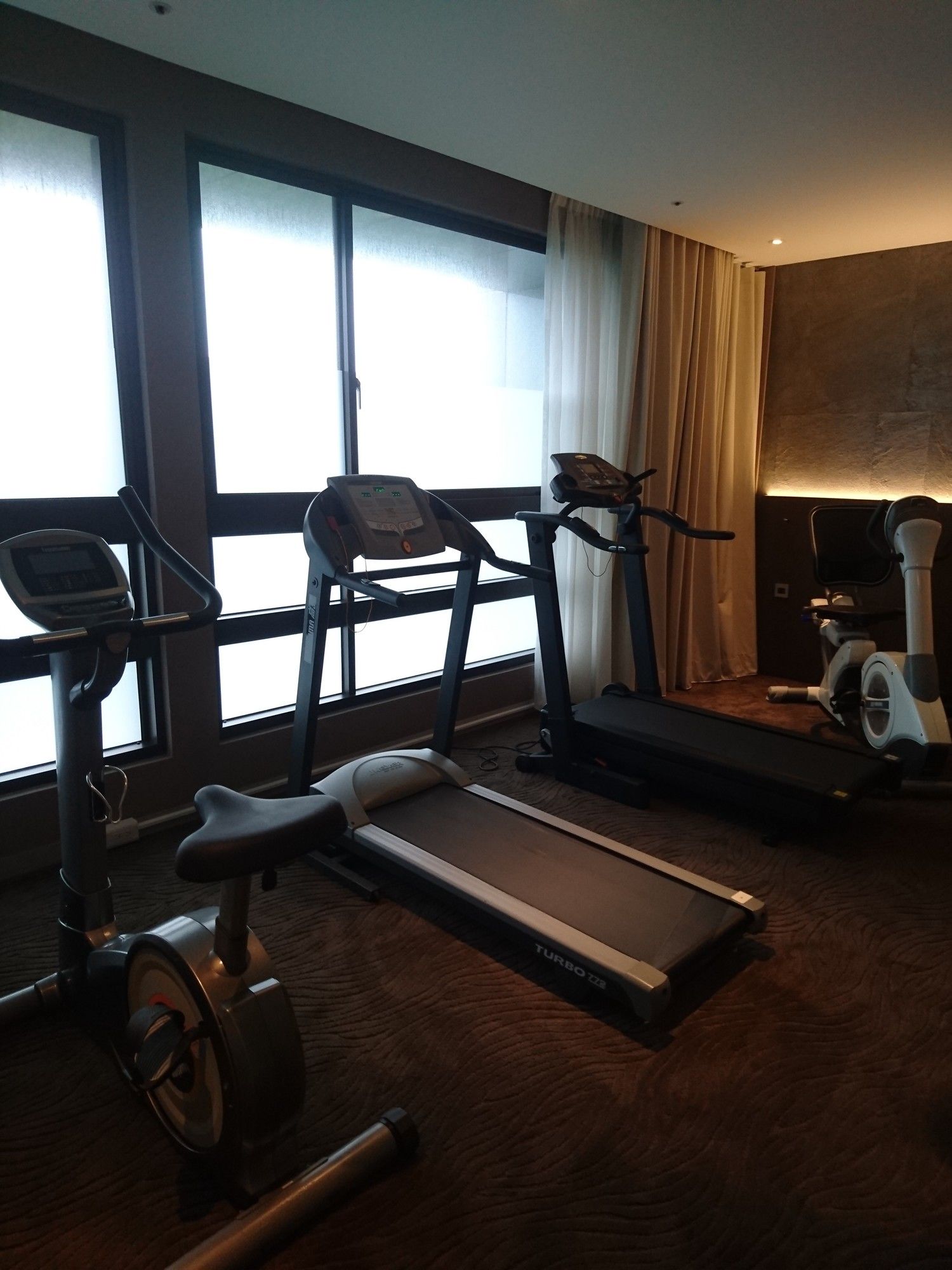 Фото Green World NanGang Hotel