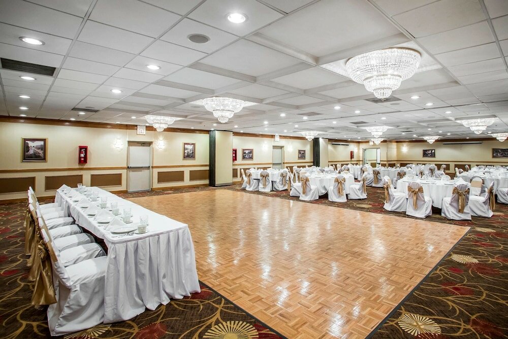 Фото Holiday Inn Chicago – Midway Airport S, an Ihg hotel