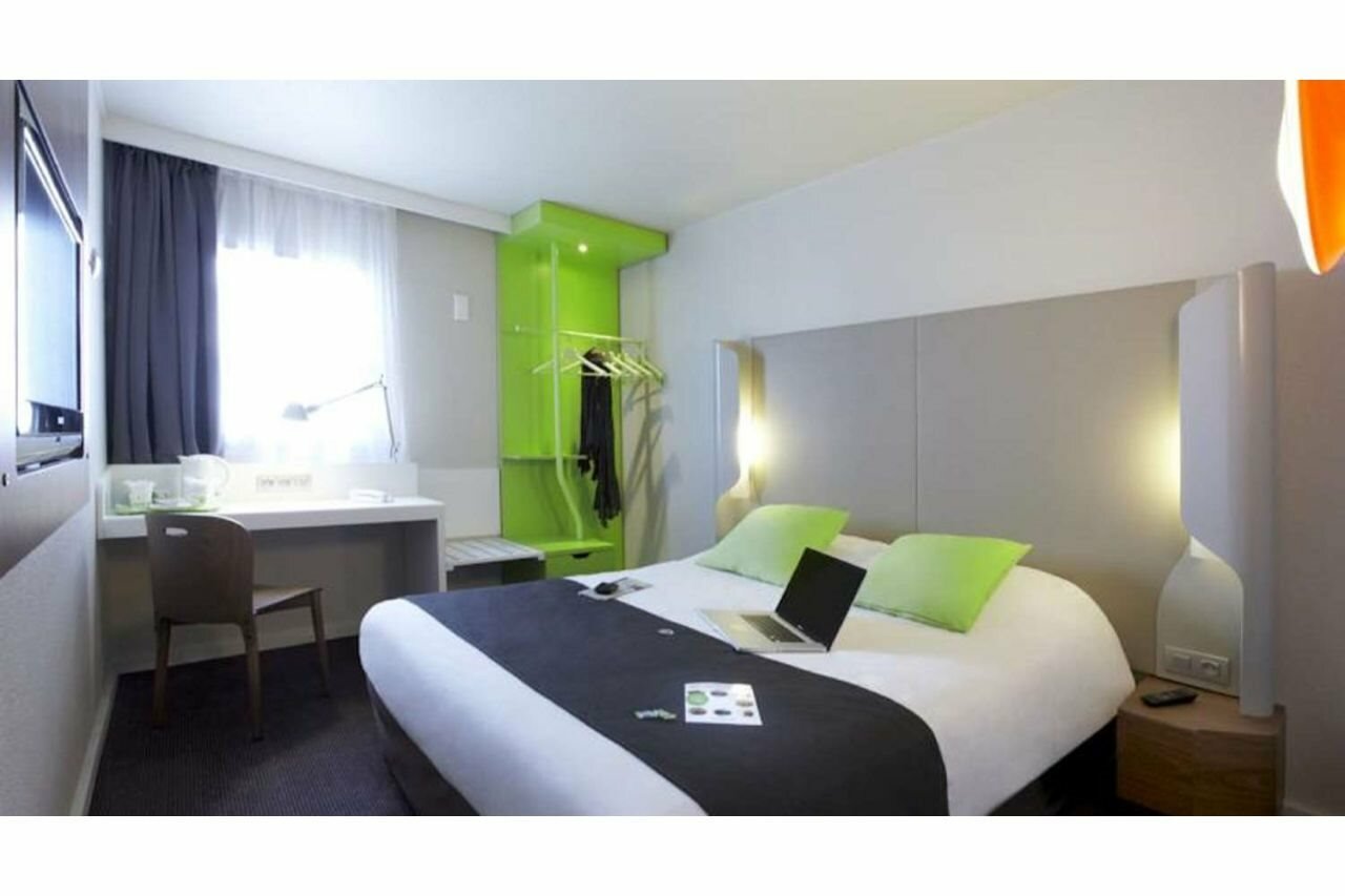 Фото Campanile Aix En Provence Sud - Pont De L'arc