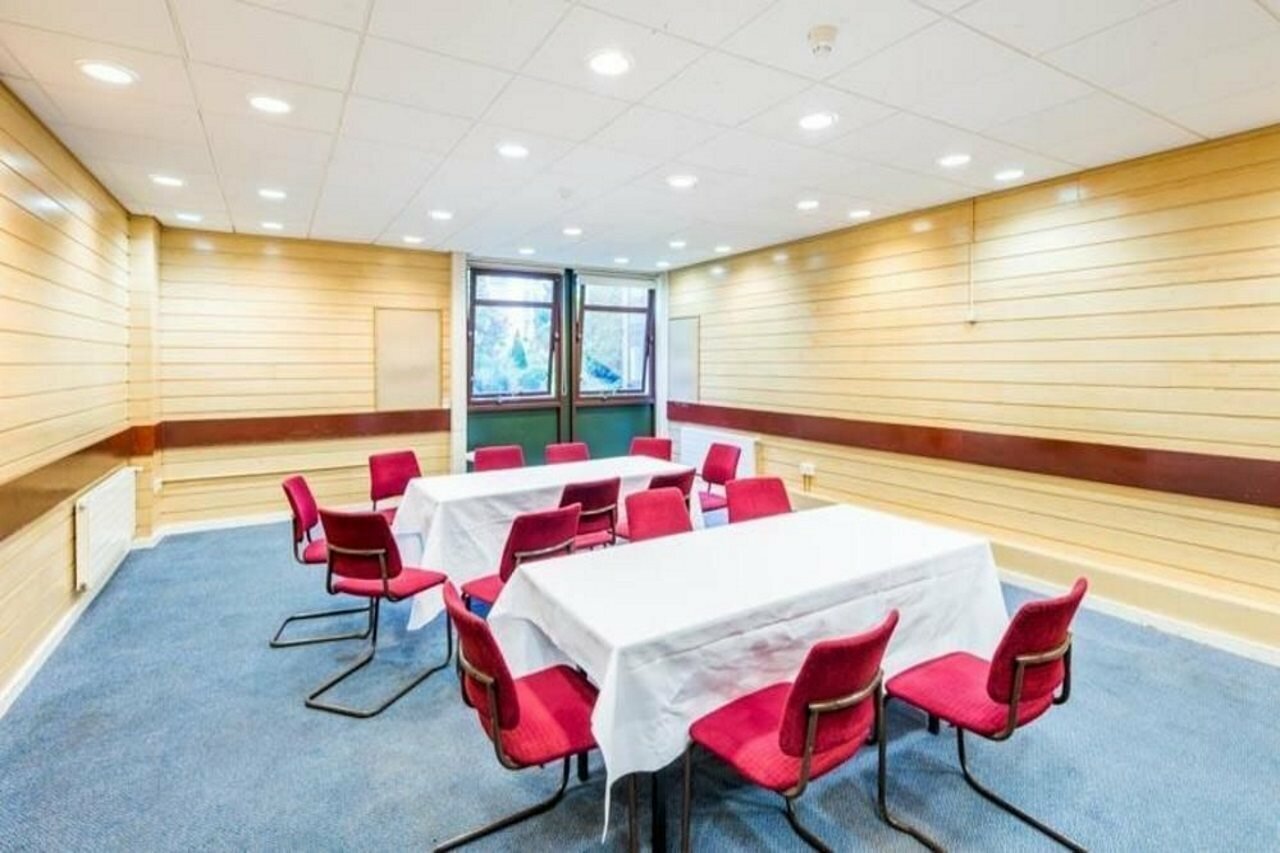 Фото Pollock Halls - Edinburgh First - Campus Accommodation