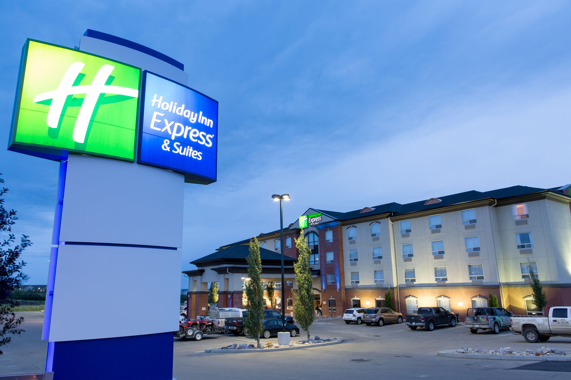Фото Holiday Inn Express & Suites Drayton Valley