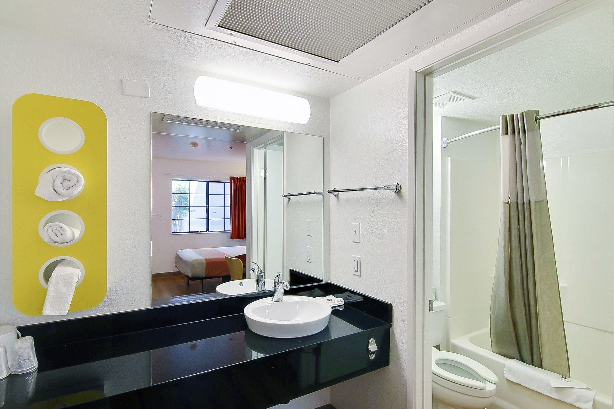 Фото Motel 6 Thousand Oaks Ca