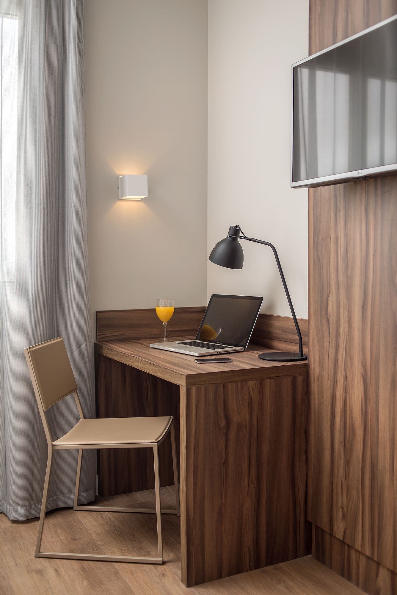 Фото Intercity Patio Pindamonhangaba