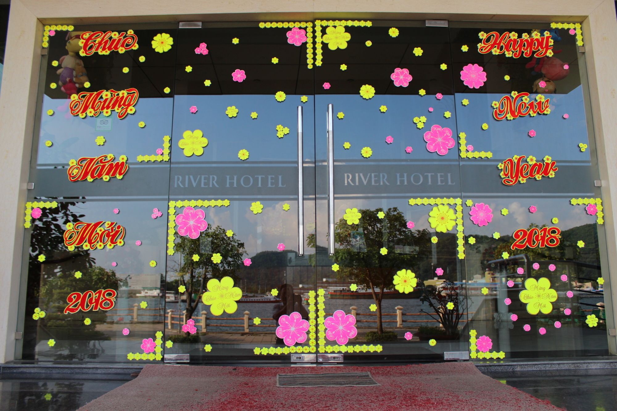 Фото River Hotel