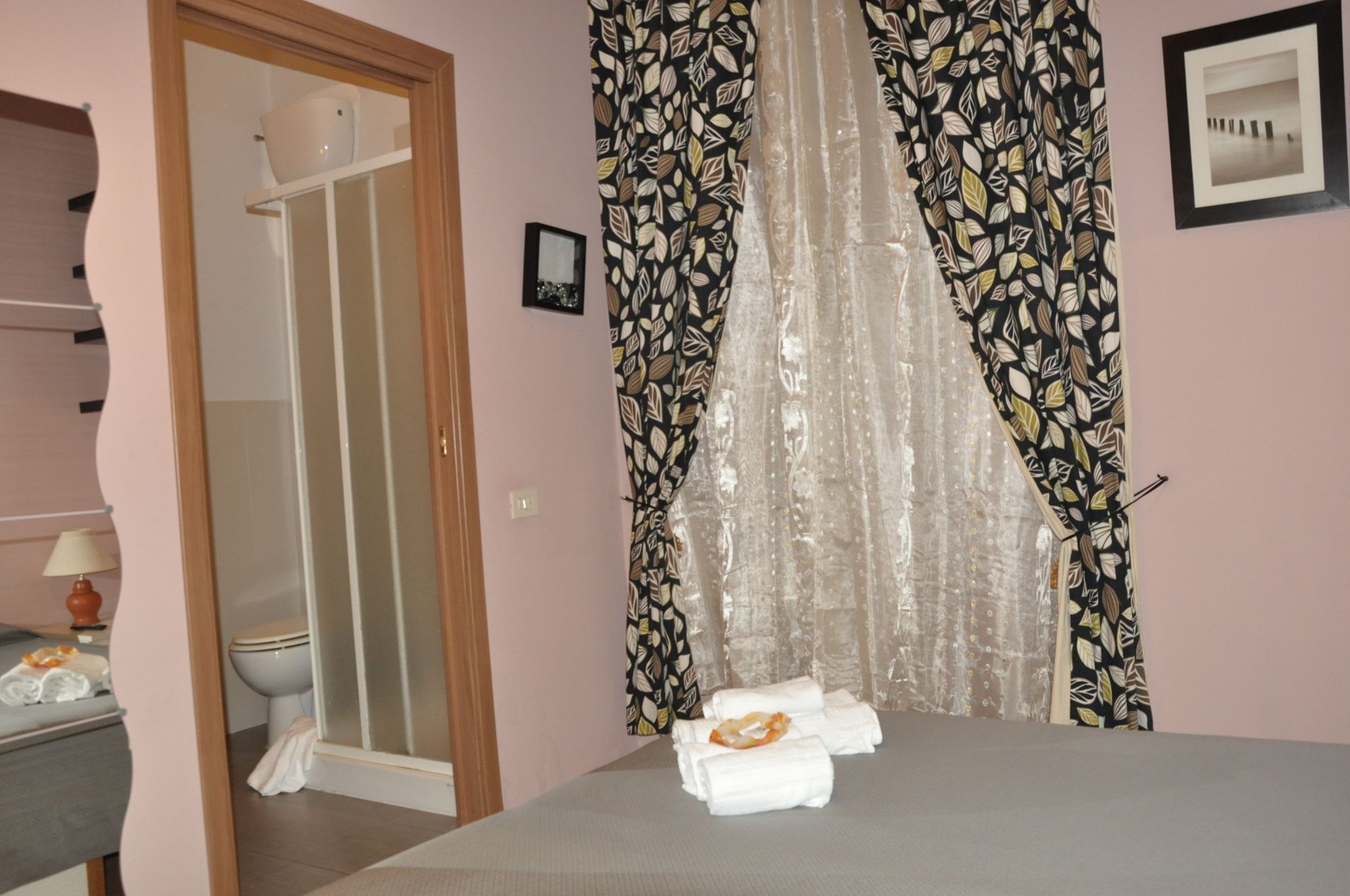 Фото B&b Rome Rooms