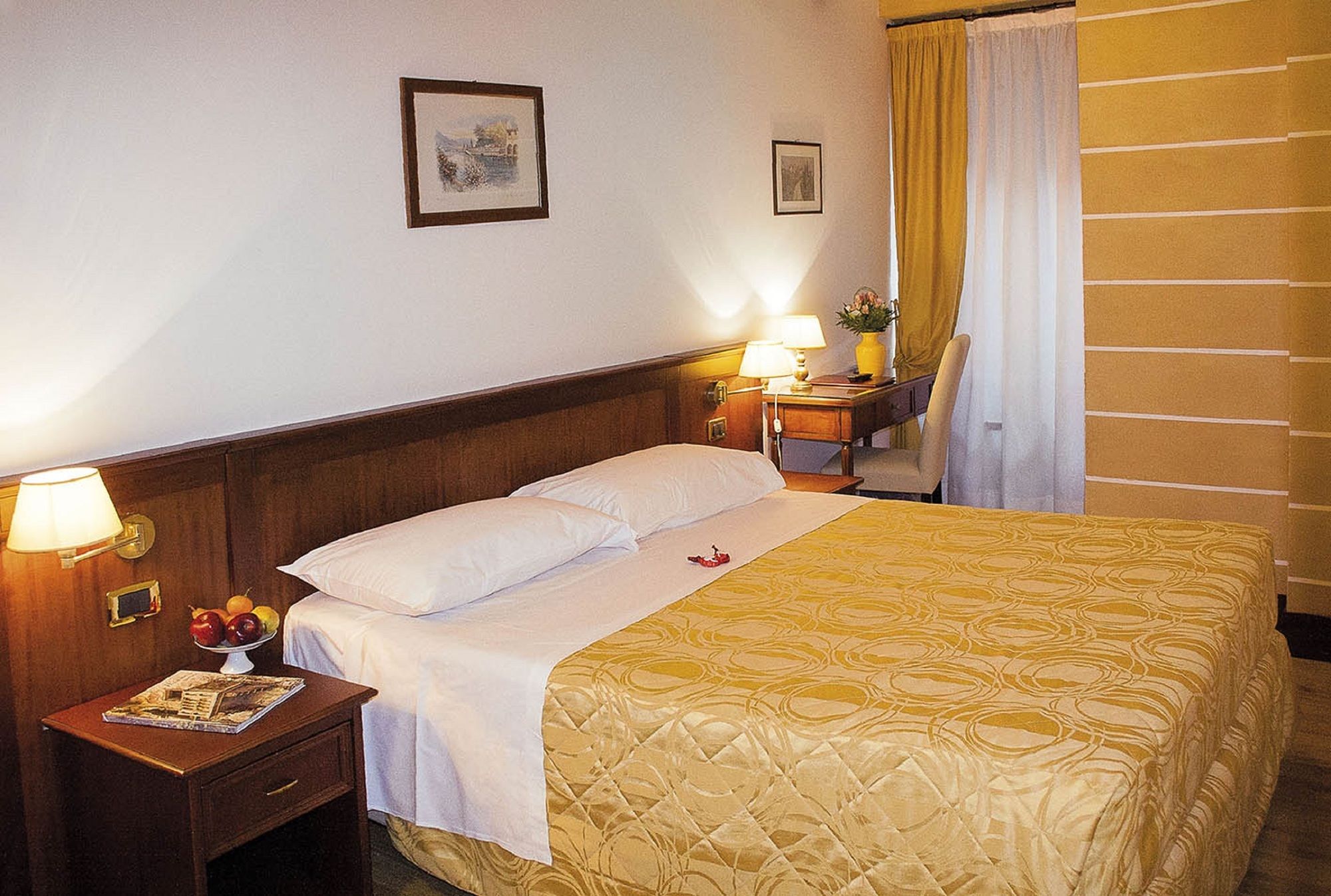 Фото Hotel Aurora