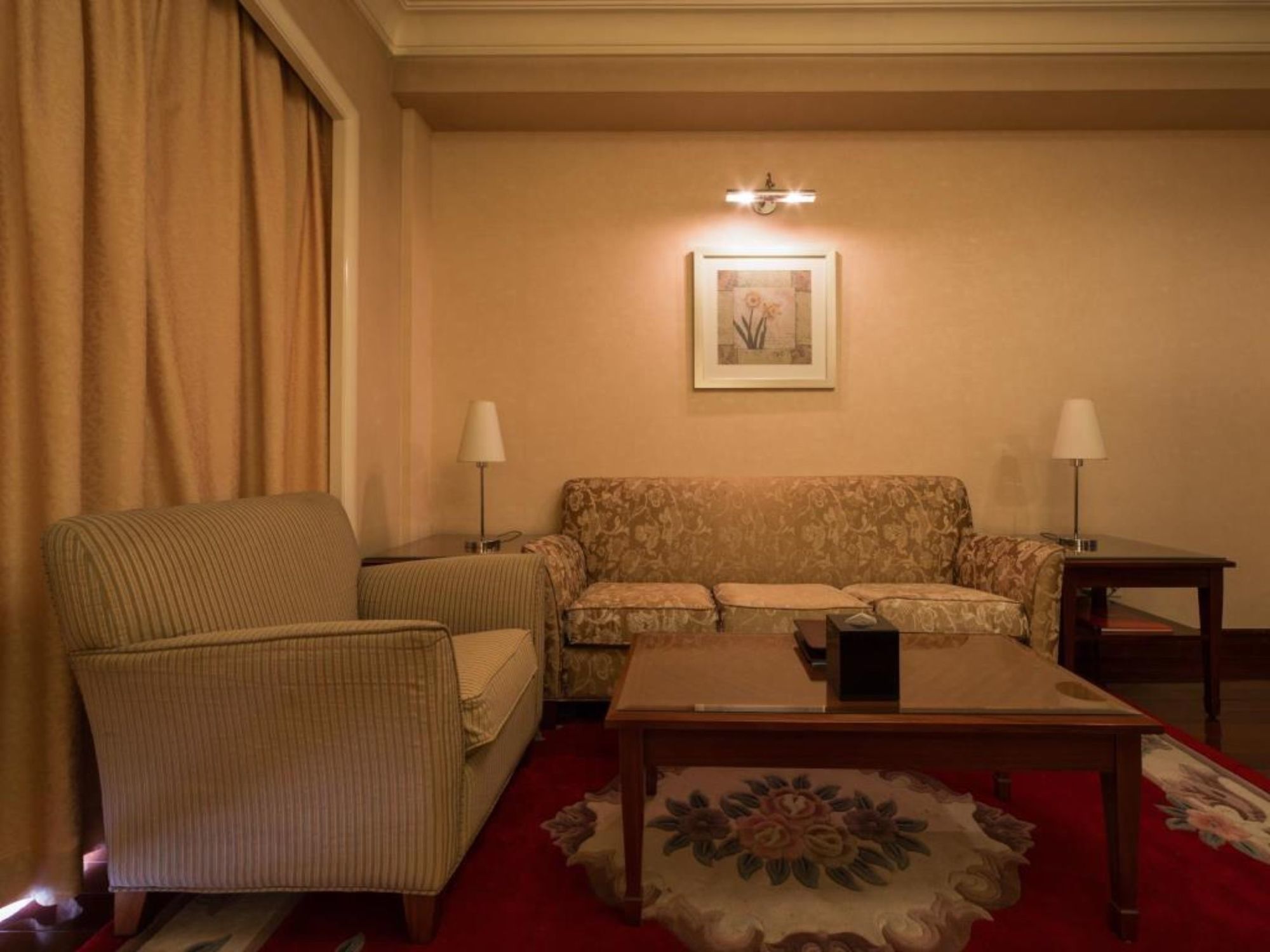 Фото Wyndham Beijing North Hotel