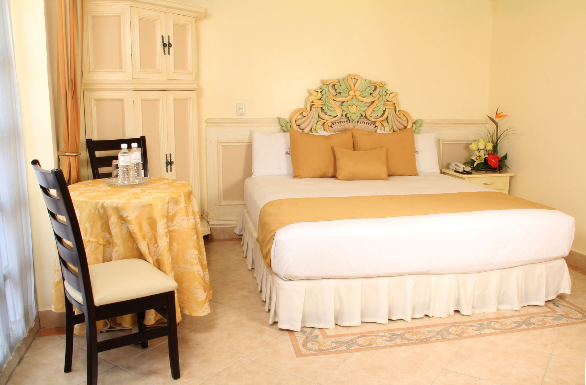 Фото Hotel Villa Las Margaritas Sucursal Centro