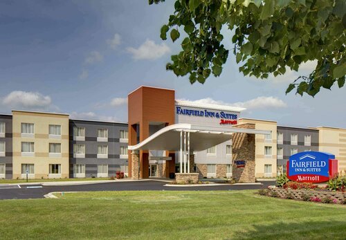 Гостиница Fairfield Inn & Suites by Marriott Madison West/Middleton в Миддлтоне
