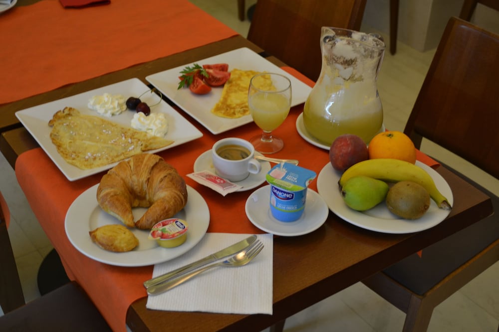 Фото Hotel Marfil