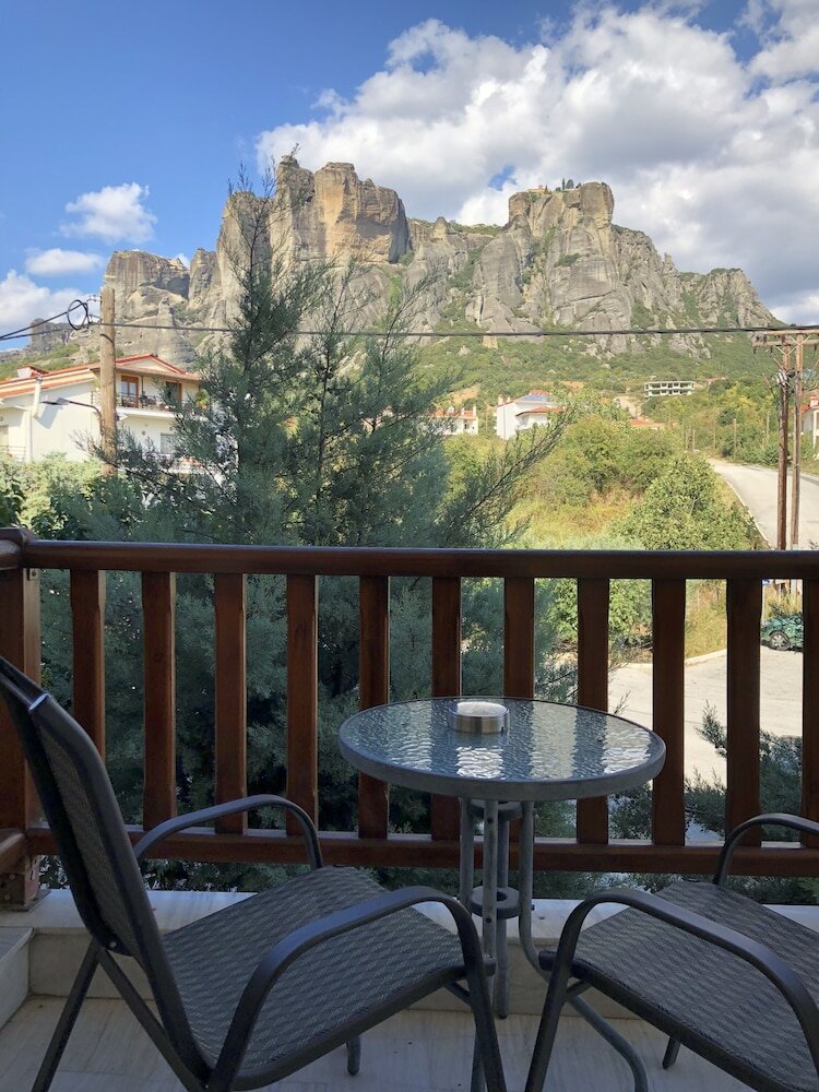 Фото Famissi Hotel