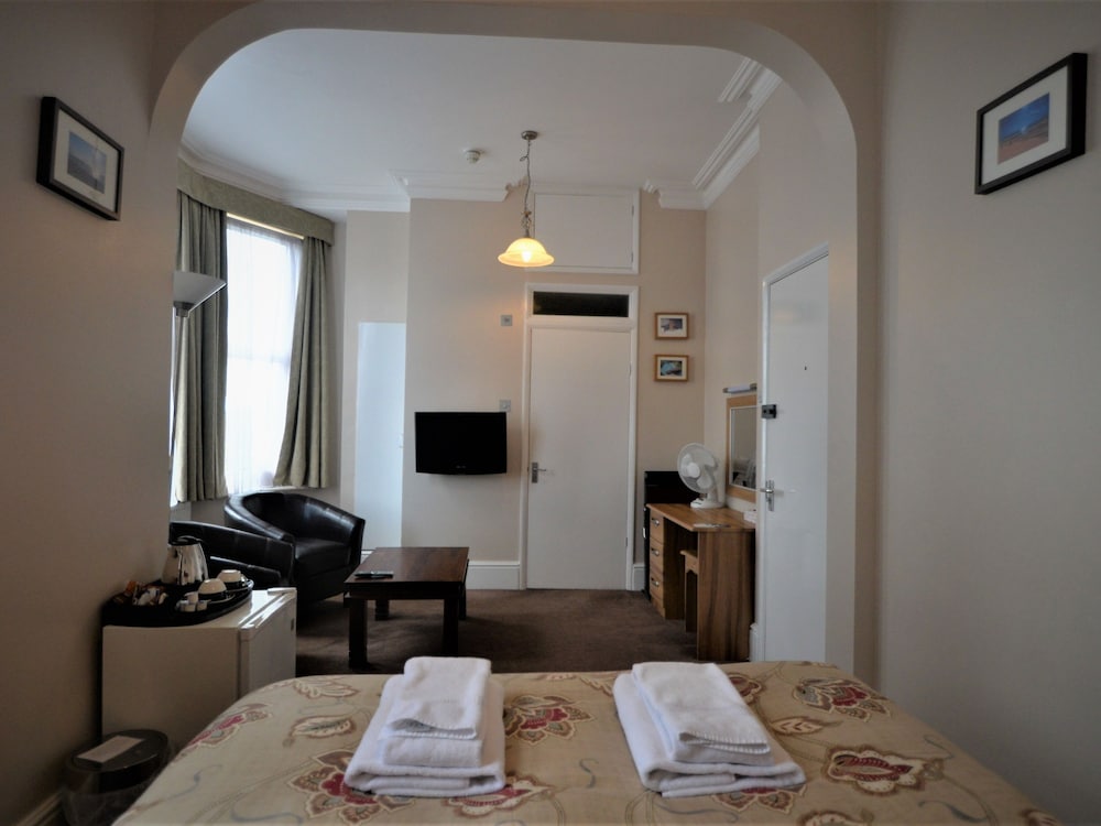 Фото Gateway Hotel