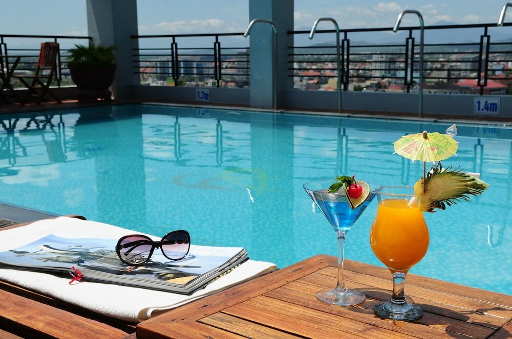 Фото Romance Hotel