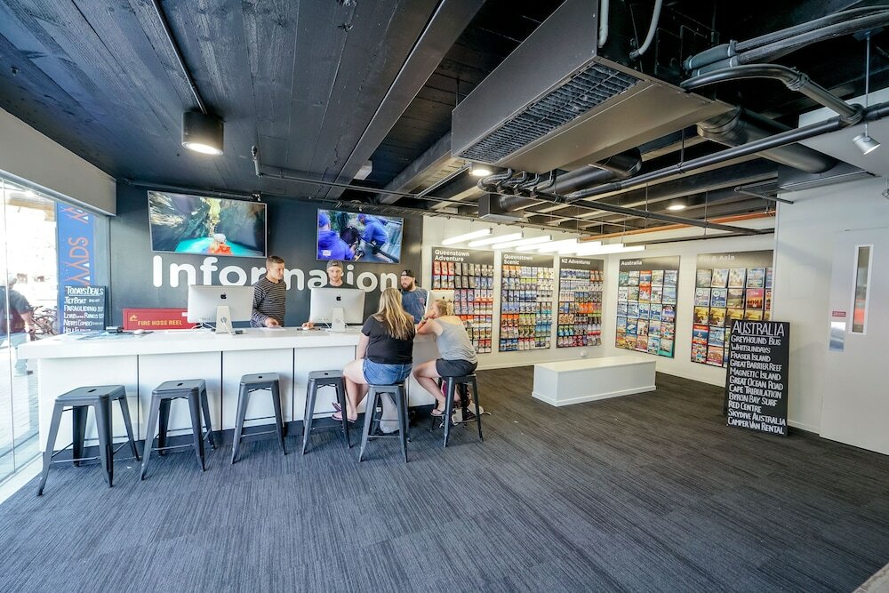 Фото Nomads Queenstown Backpackers