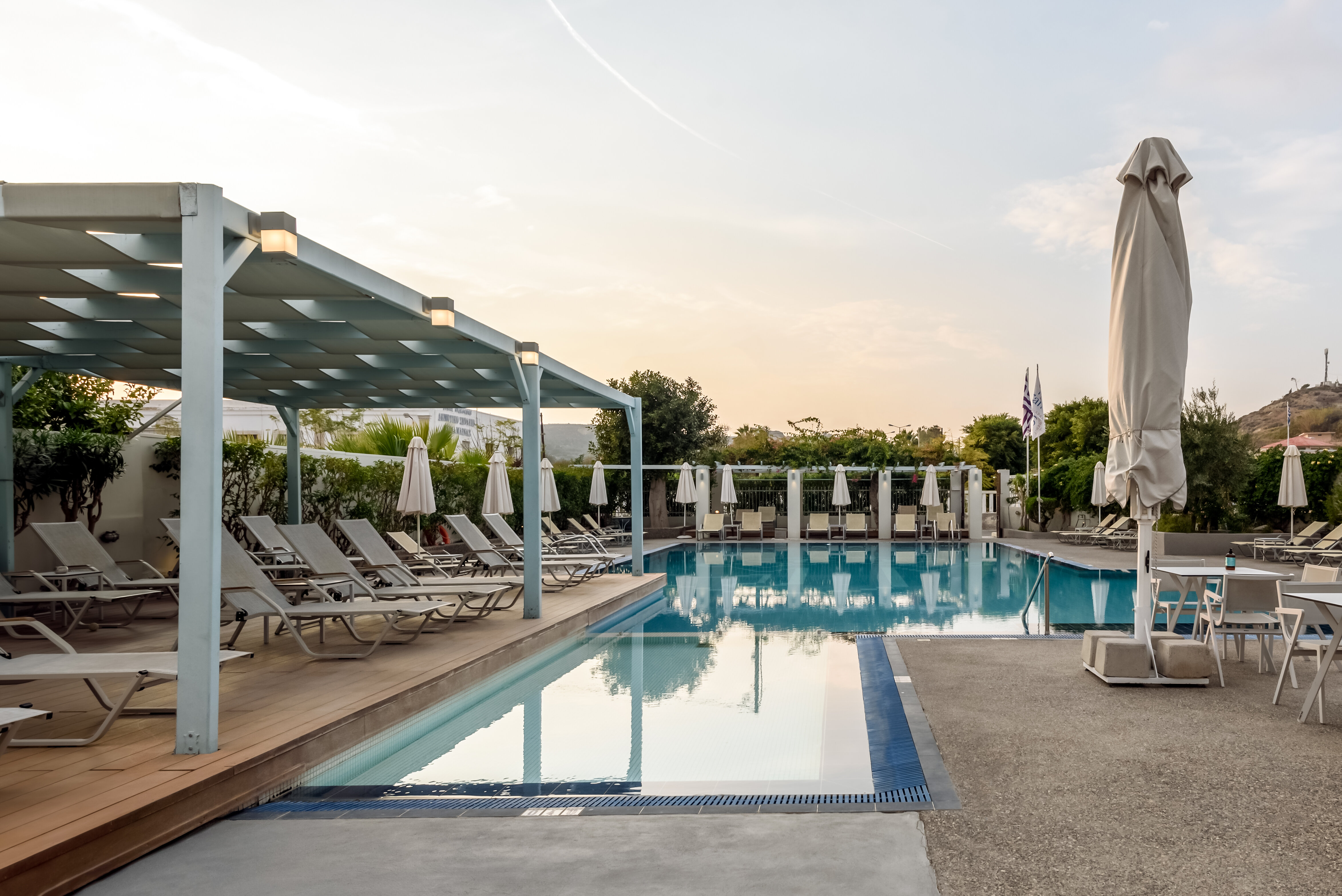 Фото Nissia Kamares Hotel Apartments