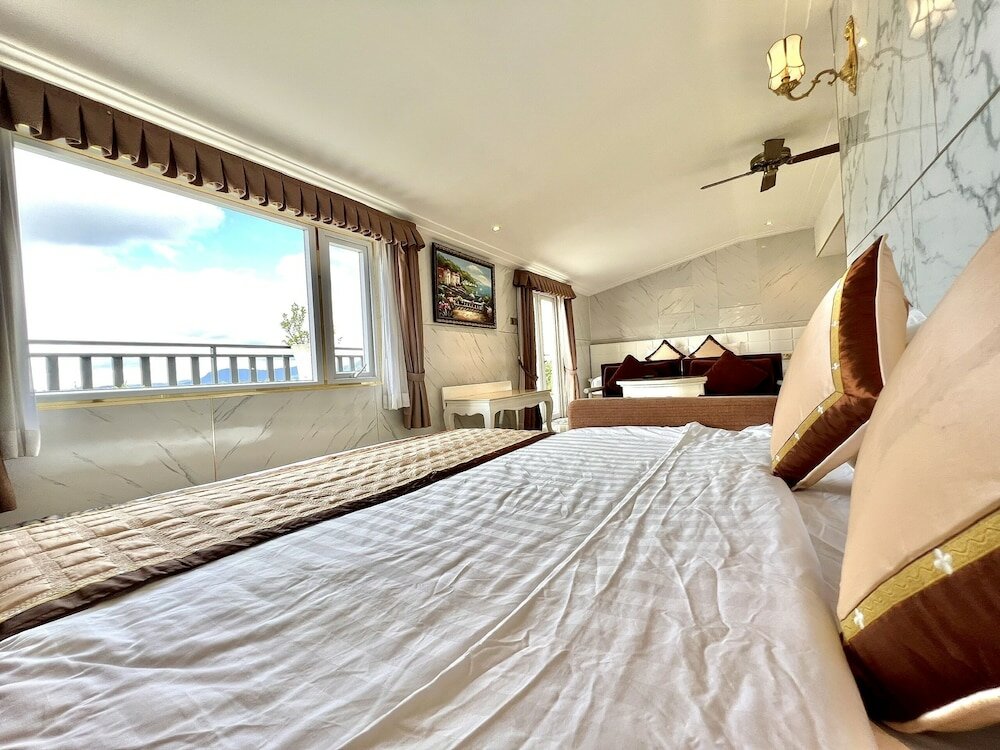 Фото Tulip Hotel 3