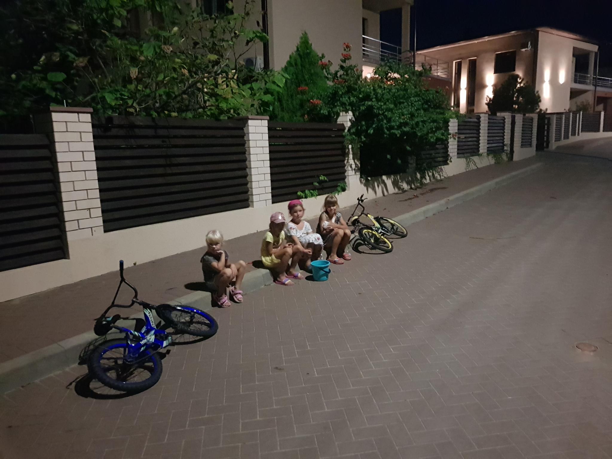 Фото Гостевой дом на Вишневой 4