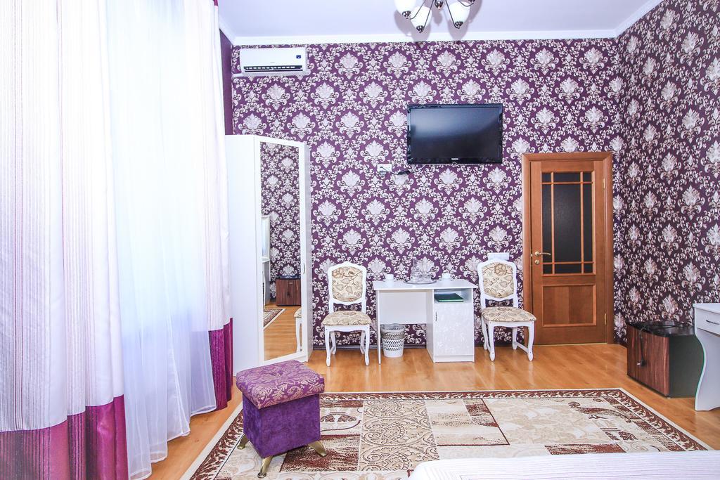 Фото Гостилицы