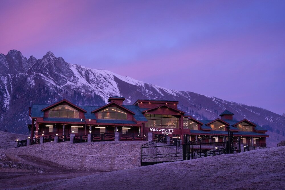 Фото Four Points by Sheraton Sonmarg Resort