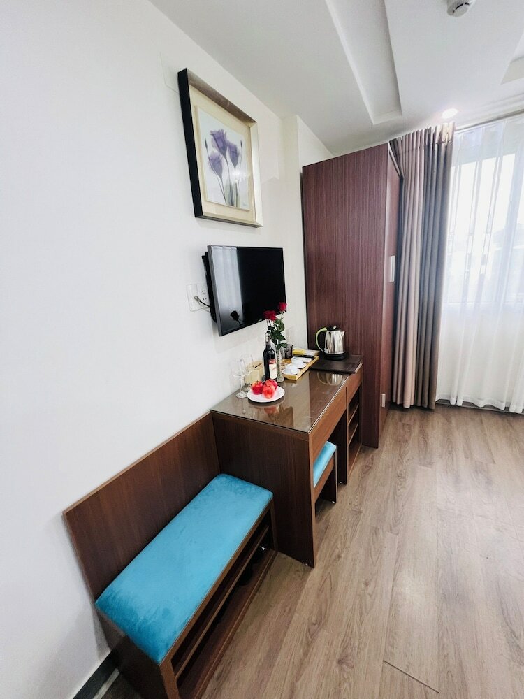 Фото 239 Hotel by RedDoorz