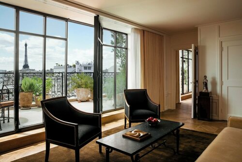 Гостиница Hotel Balzac  в Париже