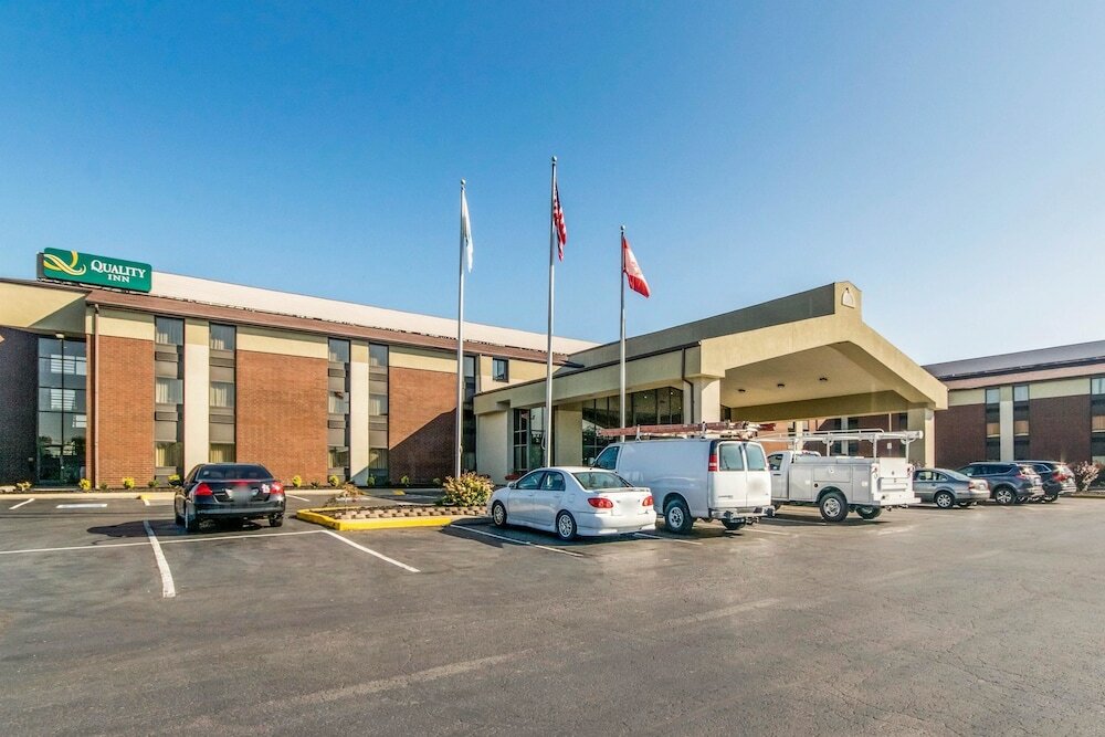 Фото Quality Inn Lexington East/Hamburg Area