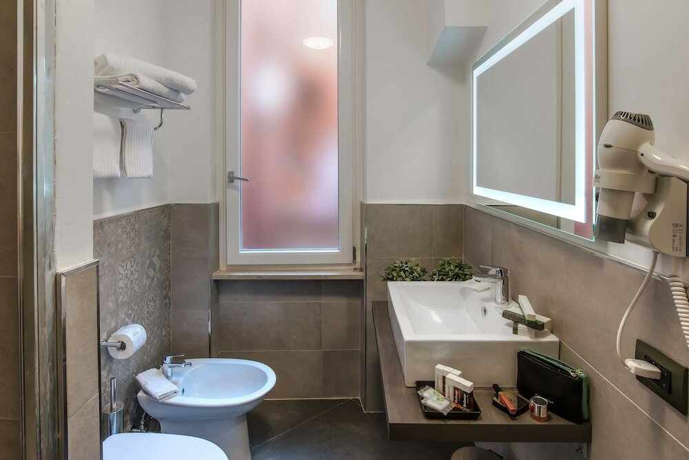 Фото Navona Essence Hotel