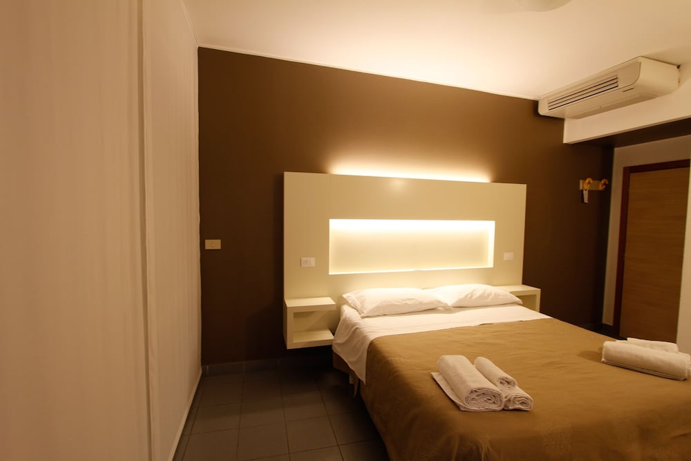 Фото Hotel Desire'