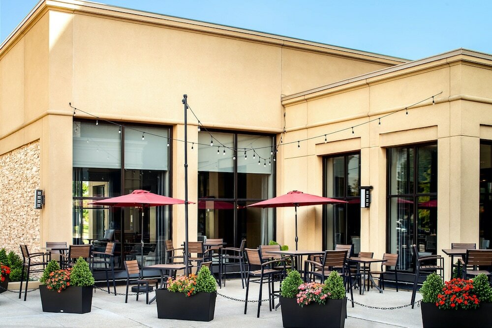 Фото Sheraton Toronto Airport Hotel & Conference Centre