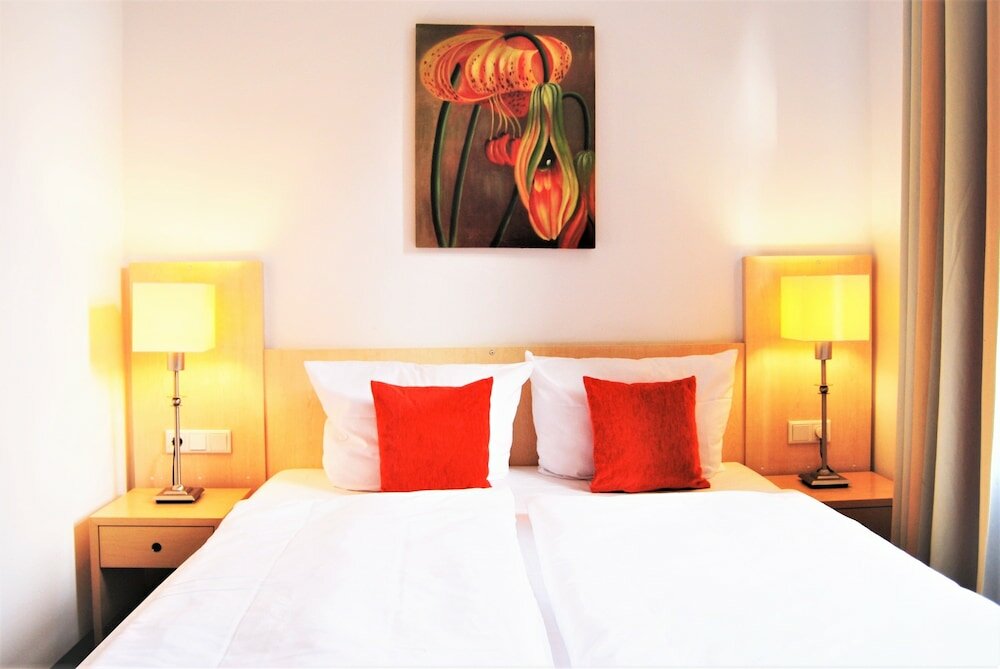 Фото Airport Hotel Dürscheidt