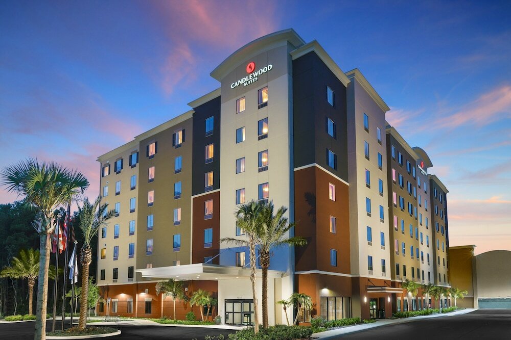 Фото Candlewood Suites Orlando - Lake Buena Vista, an Ihg Hotel
