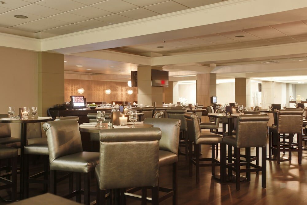 Фото Pomeroy Hotel & Conference Centre Grande Prairie