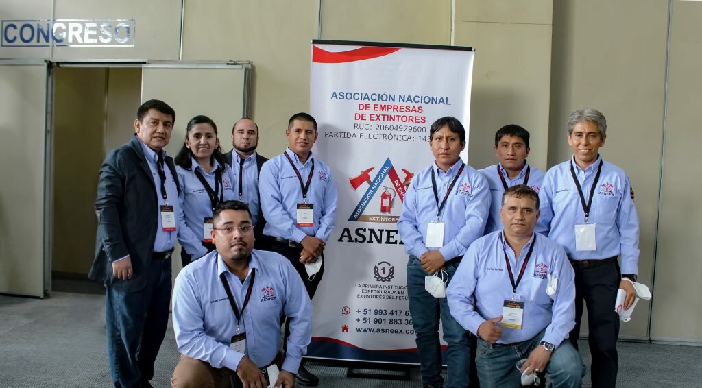 Private experts Asneex, Lima, photo