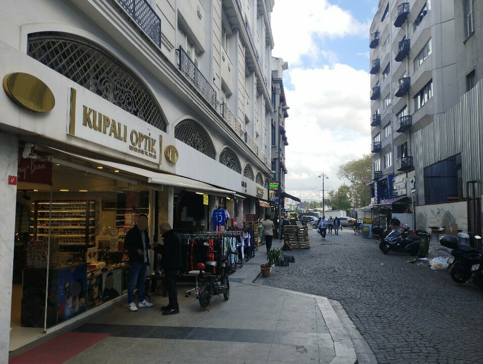 Opticial store Kupali Optik, Istanbul, photo