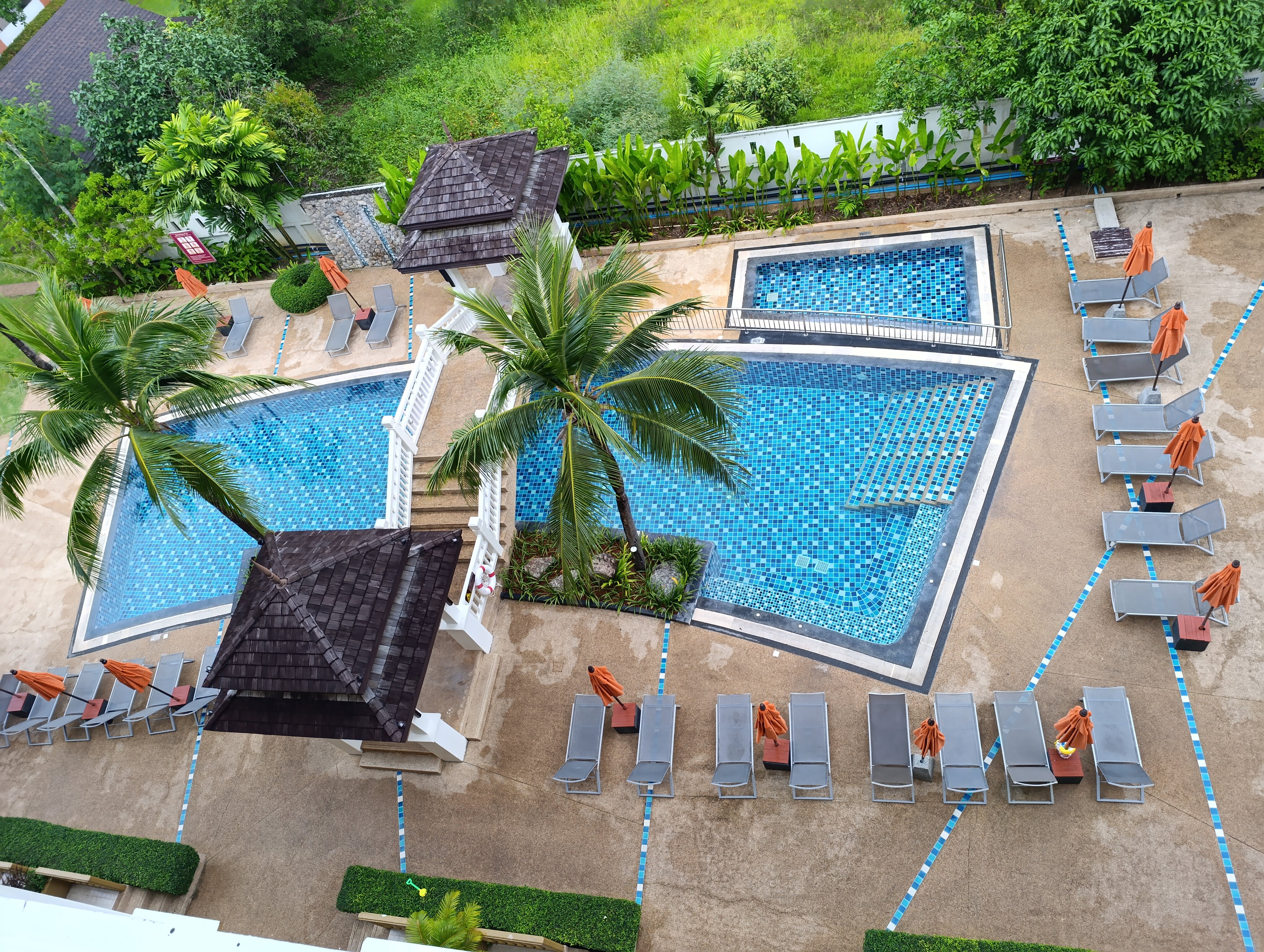 Фото Kata Sea Breeze Resort