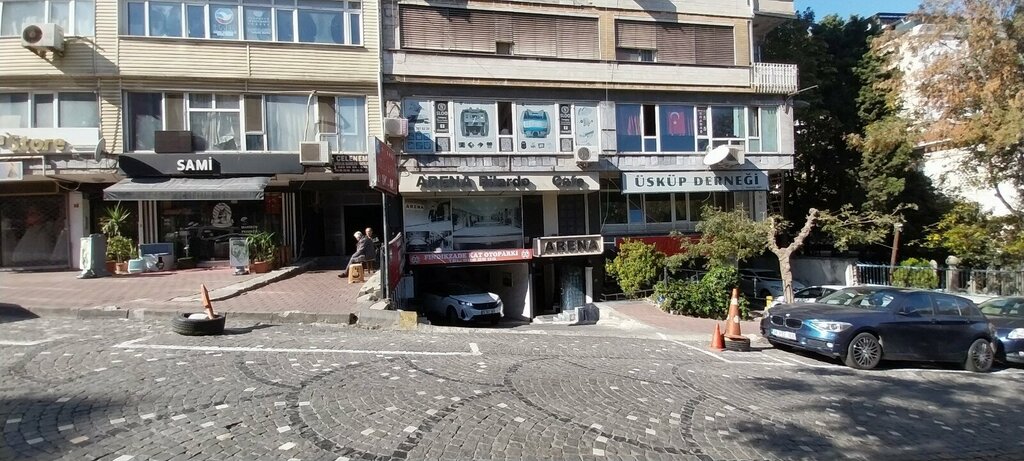 موقف السيارات Findikzade Floor Parking Lot ، اسطنبول، صورة