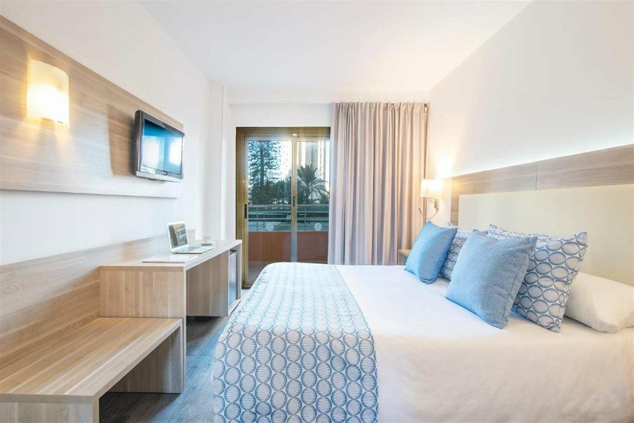 Фото Hotel Benidorm East by Pierre & Vacances