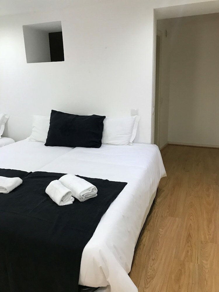 Фото Casa da Sé Cathedral Suites