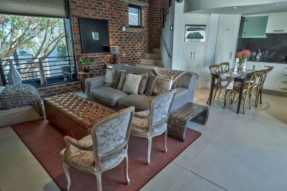 Фото Los Olivos at The Yard