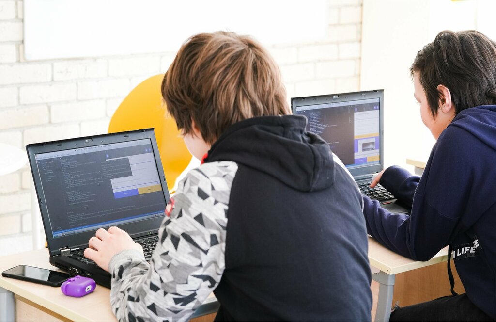 التعليم الإضافي Алгоритмика ، نوفوسيبيرسك، صورة