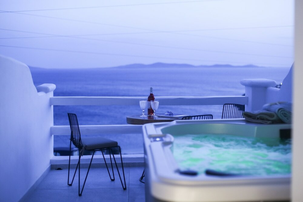 Фото Villa Elina Suites And More