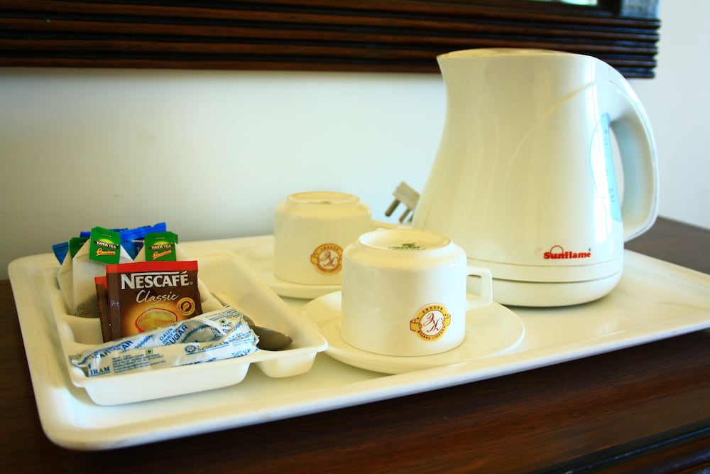 Фото Kasauli Castle Resort