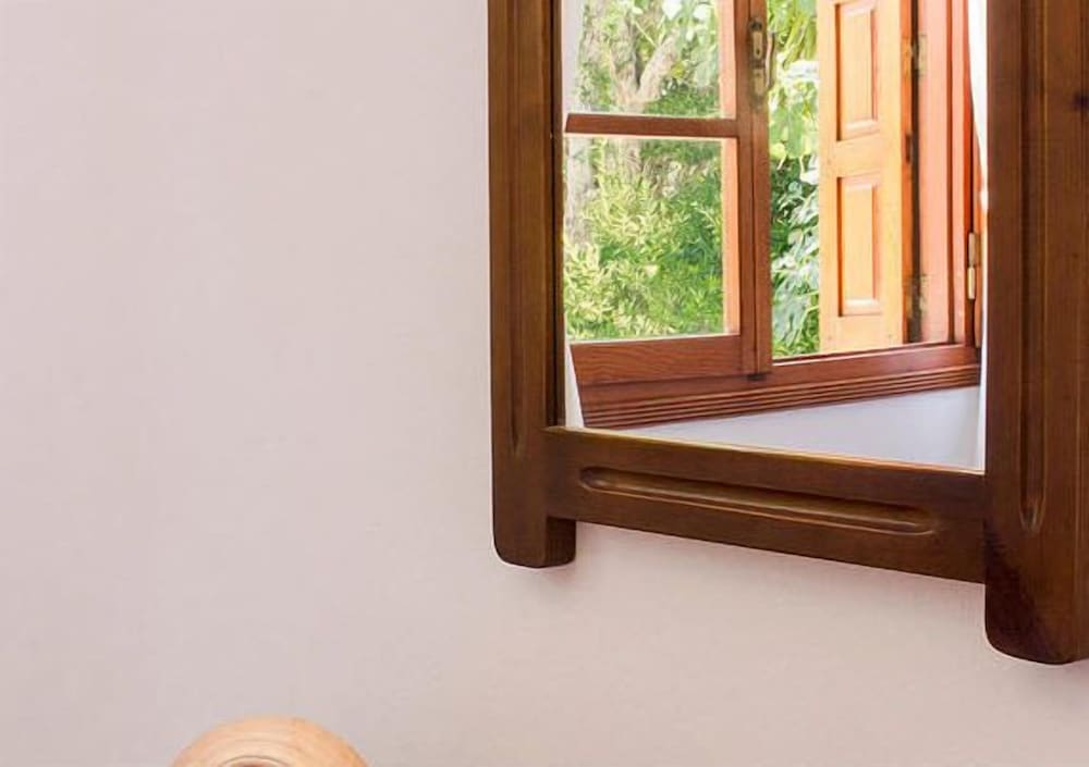 Фото Naftilos Skiathos